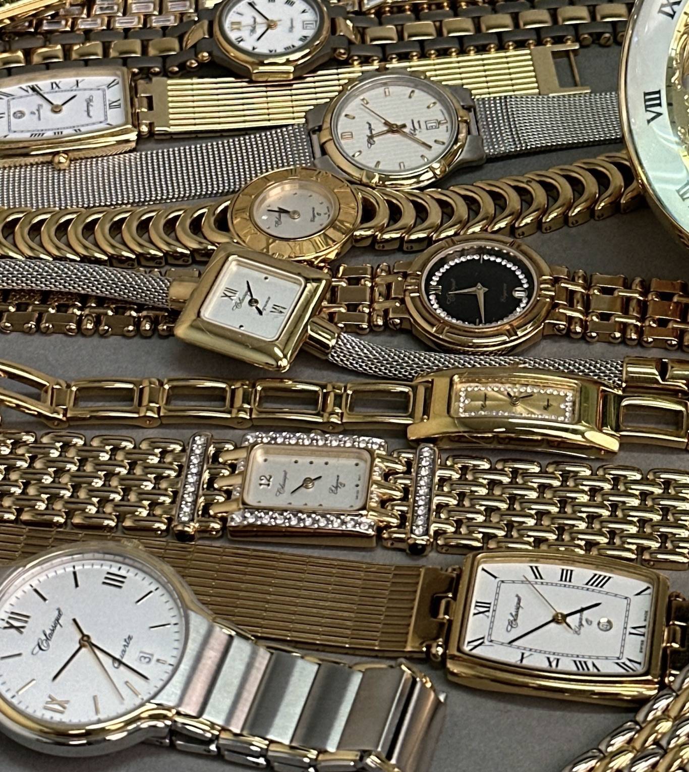 Vintage Watches Classique Watch Company